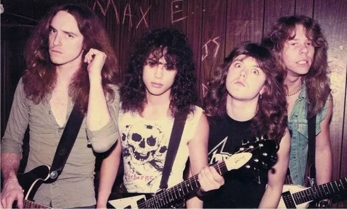 Kirk Hammett reflexiona sobre la creación de "Kill 'Em All" de Metallica por el 40 aniversario del álbum